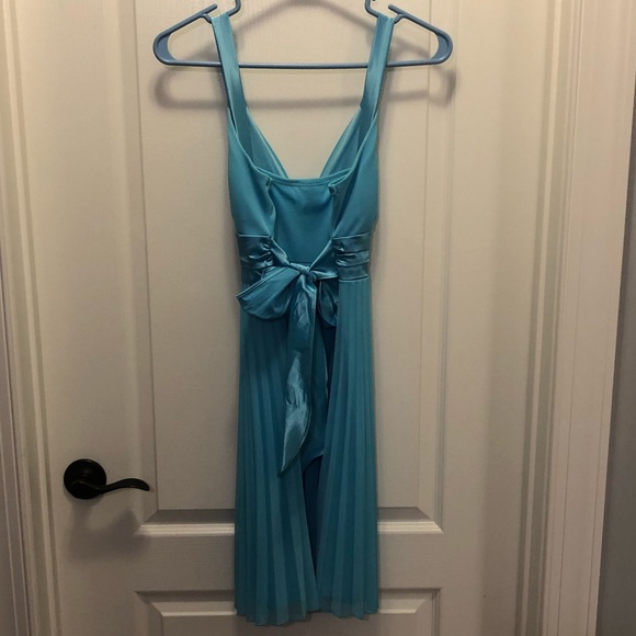 Blue Dress - Picture 2 of 3